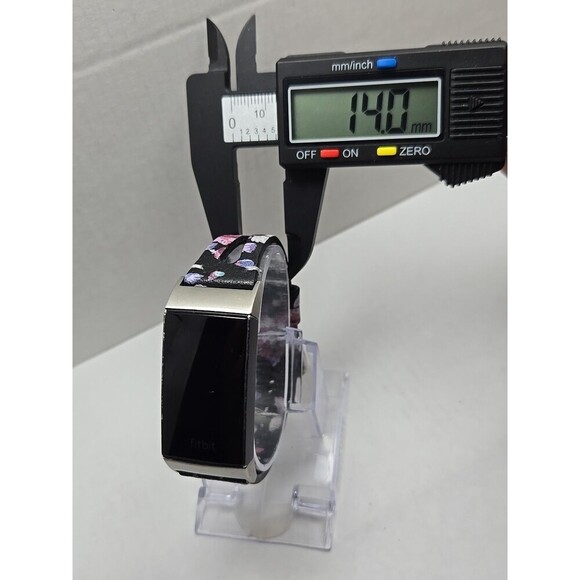 Fitbit Charge 3 FB409 Activity Tracker Heart Rate GPS Smartwatch With Charger - Picture 6 of 13